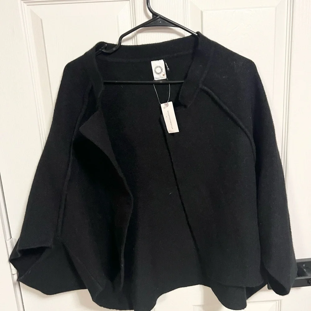 Anthropologie AKEMI+ KIN Cocoon Cape wool blend cape Sweater_6